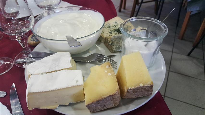 Restaurant Le Marronnier St Julien De Piganiol